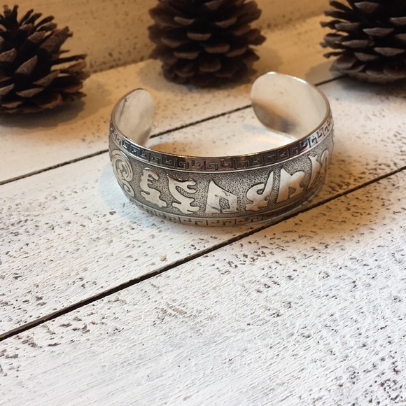 Jewelry - Tibetan Silver Bangle Bracelet
